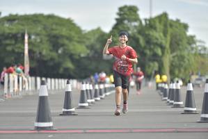 BIB: 
                            <button type="button" onclick="openModal(4934452)" class="btn btn-primary btn-sm float-right btn-popup" data-toggle="modal" data-target=".modal-high-quality">
                        <i class="fas fa-shopping-cart"></i> Add to Cart
                    </button>
                                            <button type="button" onclick="isThisMe(4934452, true)" class="btn btn-success btn-sm float-right btn-popup btn-isme hidden" data-toggle="tooltip" data-placement="bottom" title="นี่คือรูปของคุณใช่ไหม คลิกที่นี่เพื่อเอาเข้าอัลบั้ม">
                        <i class="fas fa-plus"></i> Add to album
                    </button>
                    <button type="button" onclick="isThisMe(4934452, false)" class="btn btn-warning btn-sm float-right btn-popup btn-isnotme hidden">
                        <i class="fas fa-ban"></i> Remove from album
                    </button>